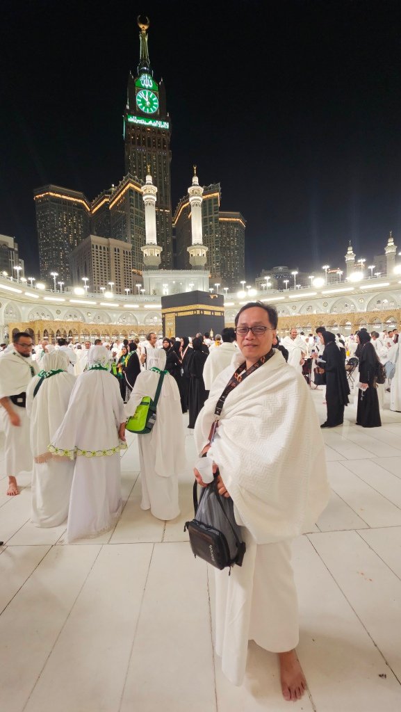 Biro perjalanan haji reguler, plus, dan furoda. Travel umrah reguler, plus, dan private. Halal tour Indonesia dan Internasional.