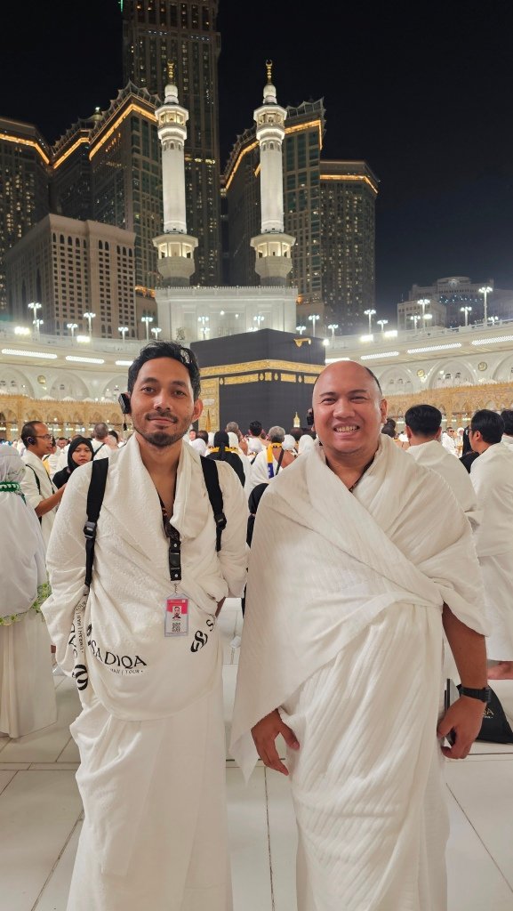 Biro perjalanan haji reguler, plus, dan furoda. Travel umrah reguler, plus, dan private. Halal tour Indonesia dan Internasional.