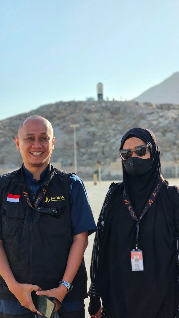 Biro perjalanan haji reguler, plus, dan furoda. Travel umrah reguler, plus, dan private. Halal tour Indonesia dan Internasional.