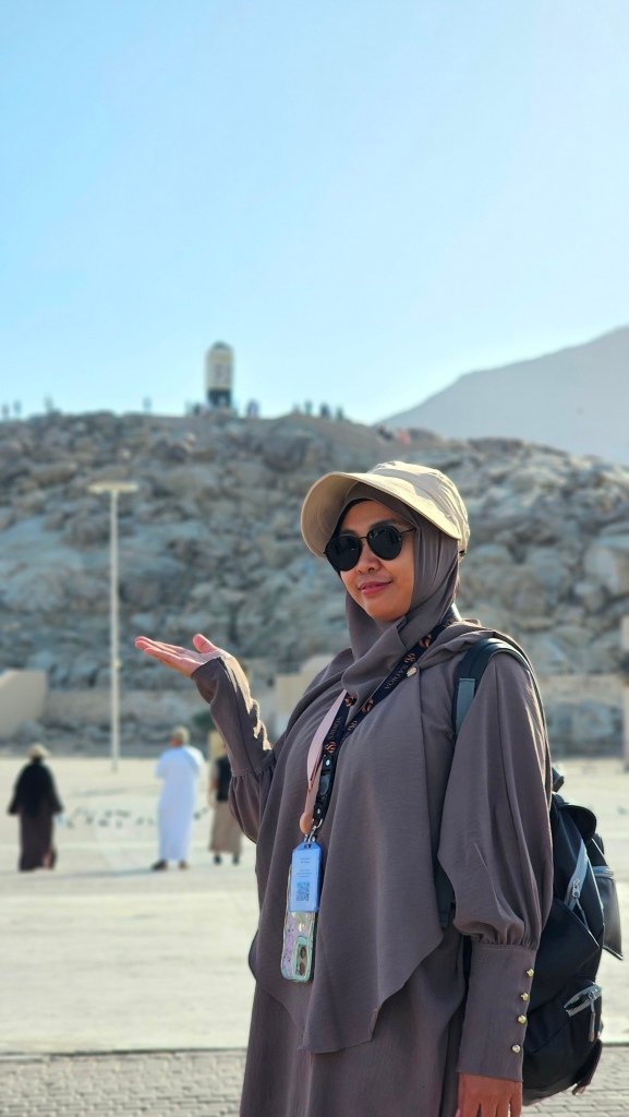 Biro perjalanan haji reguler, plus, dan furoda. Travel umrah reguler, plus, dan private. Halal tour Indonesia dan Internasional.