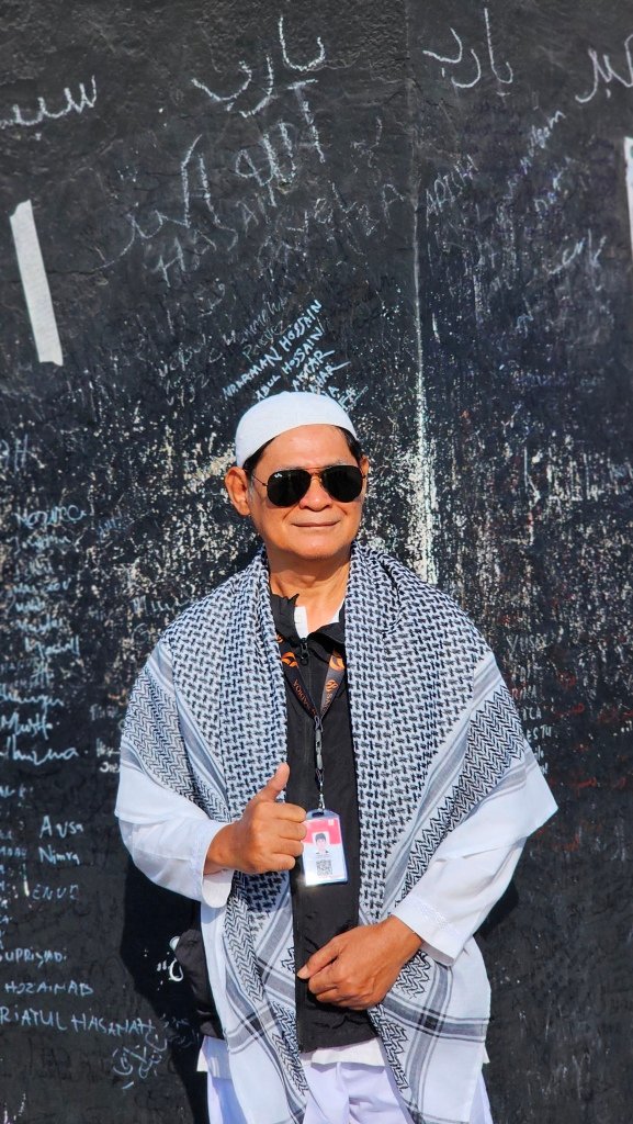 Biro perjalanan haji reguler, plus, dan furoda. Travel umrah reguler, plus, dan private. Halal tour Indonesia dan Internasional.