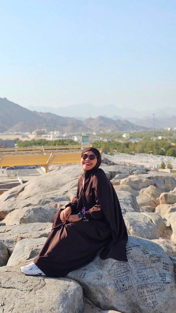 Biro perjalanan haji reguler, plus, dan furoda. Travel umrah reguler, plus, dan private. Halal tour Indonesia dan Internasional.