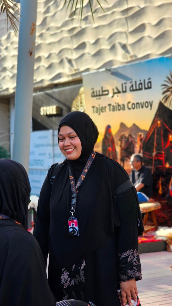 Biro perjalanan haji reguler, plus, dan furoda. Travel umrah reguler, plus, dan private. Halal tour Indonesia dan Internasional.