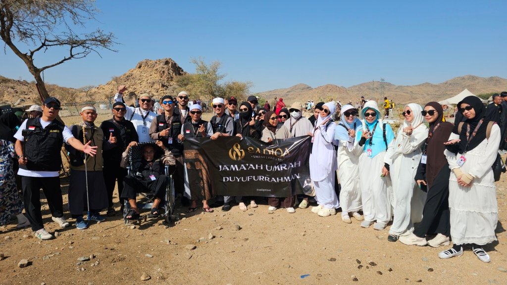 Biro perjalanan haji reguler, plus, dan furoda. Travel umrah reguler, plus, dan private. Halal tour Indonesia dan Internasional.