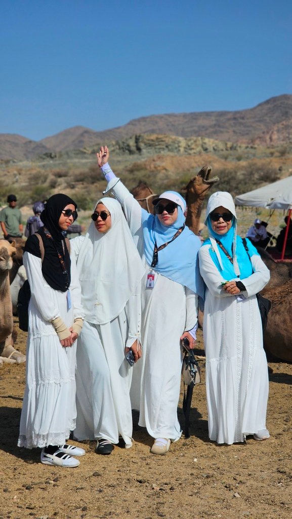 Biro perjalanan haji reguler, plus, dan furoda. Travel umrah reguler, plus, dan private. Halal tour Indonesia dan Internasional.
