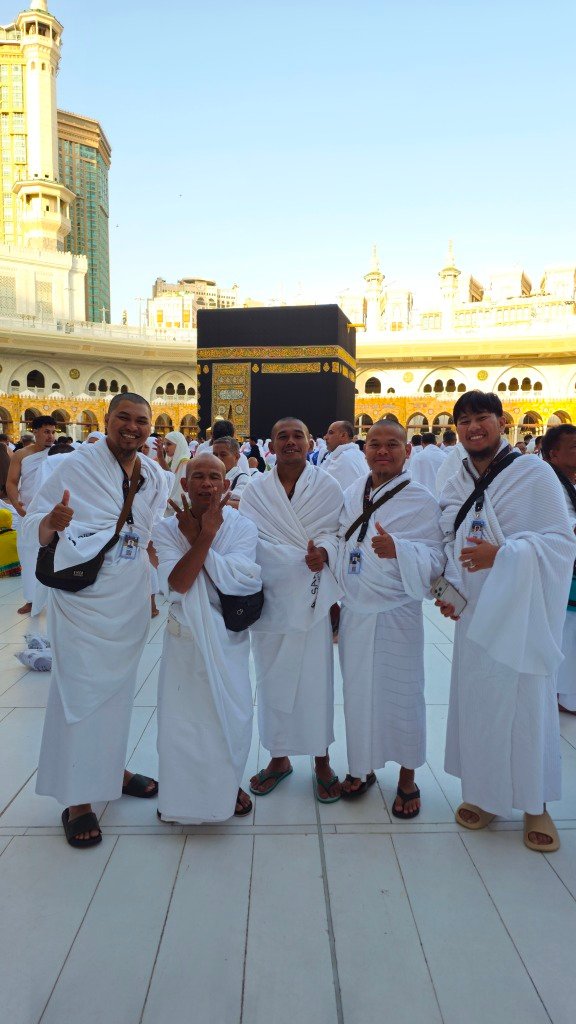 Biro perjalanan haji reguler, plus, dan furoda. Travel umrah reguler, plus, dan private. Halal tour Indonesia dan Internasional.