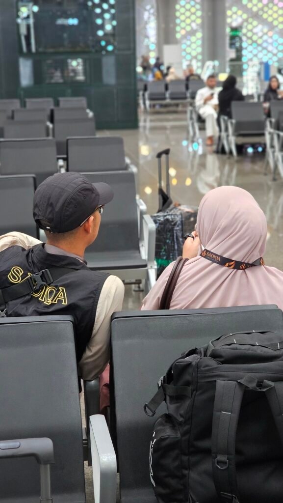 Biro perjalanan haji reguler, plus, dan furoda. Travel umrah reguler, plus, dan private. Halal tour Indonesia dan Internasional.
