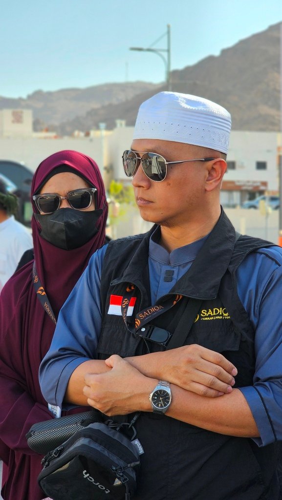 Biro perjalanan haji reguler, plus, dan furoda. Travel umrah reguler, plus, dan private. Halal tour Indonesia dan Internasional.