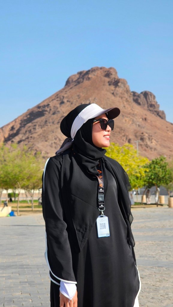 Biro perjalanan haji reguler, plus, dan furoda. Travel umrah reguler, plus, dan private. Halal tour Indonesia dan Internasional.