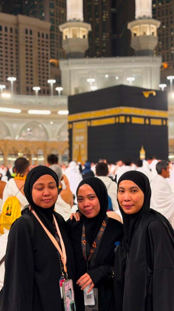 Biro perjalanan haji reguler, plus, dan furoda. Travel umrah reguler, plus, dan private. Halal tour Indonesia dan Internasional.