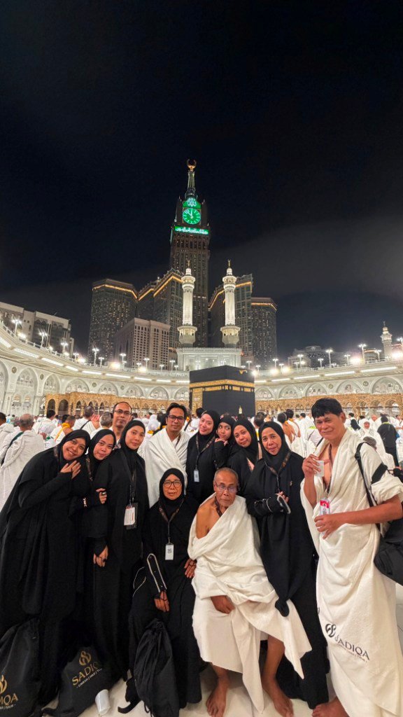 Biro perjalanan haji reguler, plus, dan furoda. Travel umrah reguler, plus, dan private. Halal tour Indonesia dan Internasional.